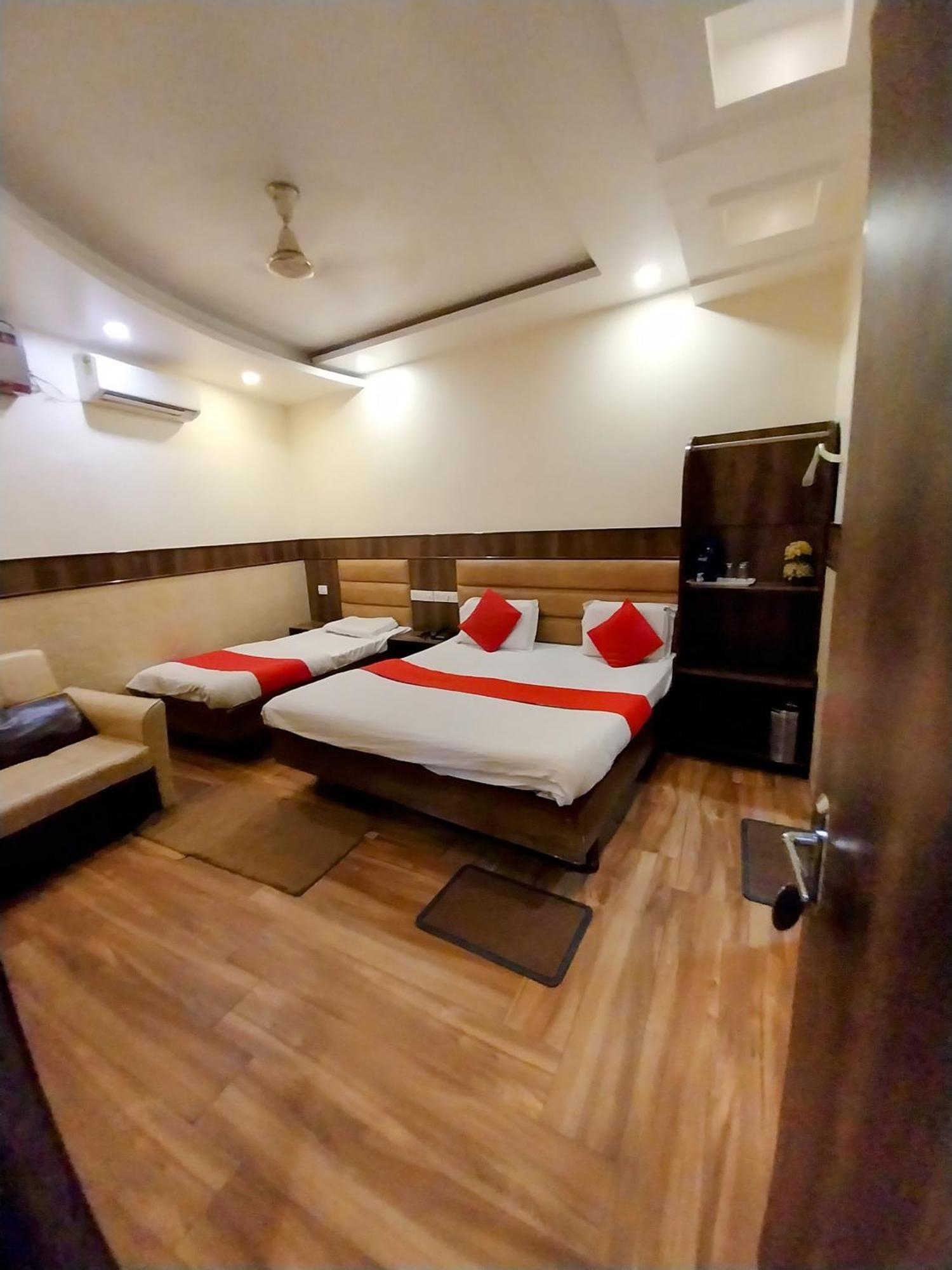 Hotel Raghunath Jammu Exterior photo